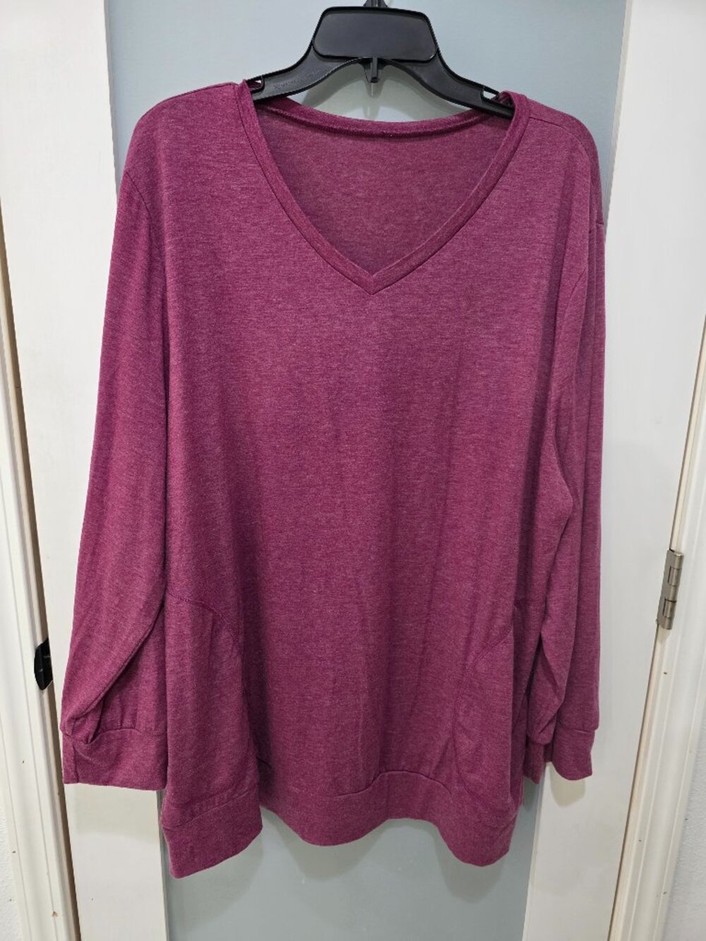 Plus Size 2X‎ Burgundy V-Neck Long Sleeve T-Shirt Blouse Knit Swing Top Pockets
